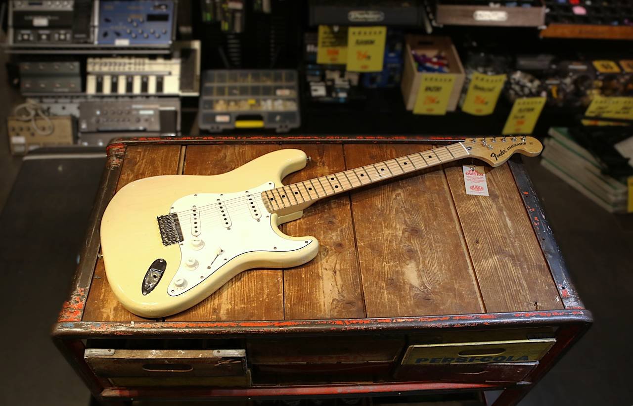 Begagnad Fender Startocaster ...