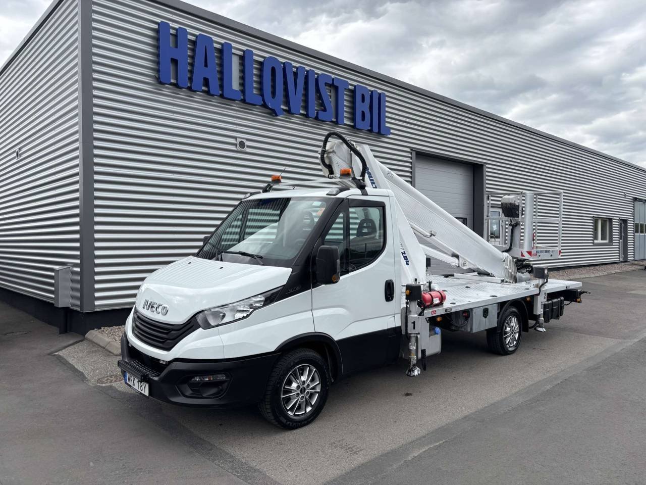 Iveco Daily 35-140 Chassis Cab 2.3 JTD Manual, 136hp, 2022