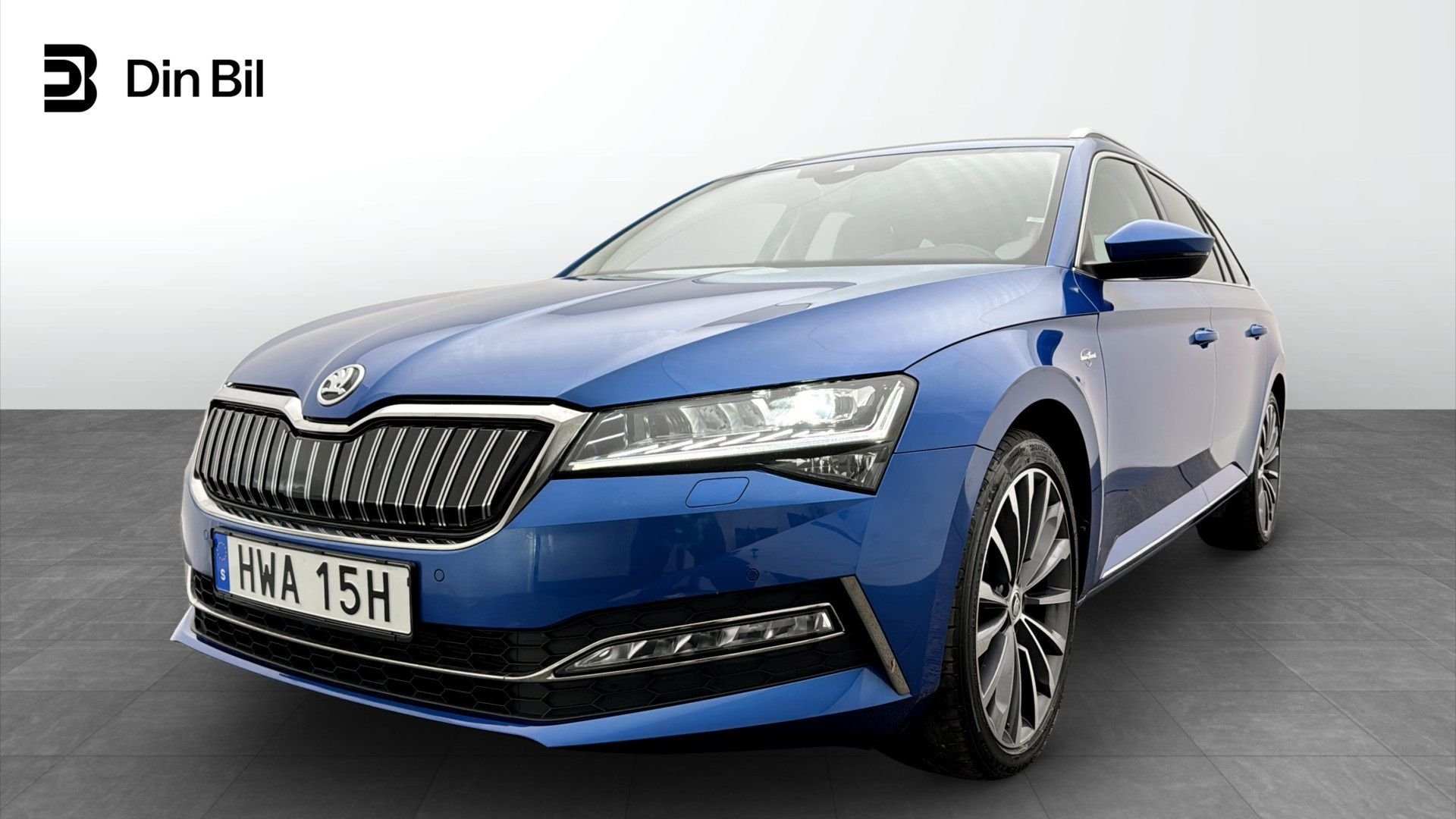 Škoda Superb iV Combi 1.4 TSI iV DSG Sekventiell, 218hk, 2023