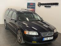 Volvo V70 2.4 Dynamic Edition NyBesiktigad Dragkrok Halvskin