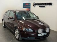 Volvo S40 T5 Kinetic Automat | Xenon | Halvskinn | PDC |