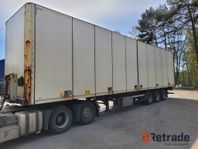 Trailer skåptrailer med öppningsbar sida och bakgavellyft