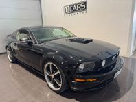 Ford Mustang Coupé / Modifierad och välvårdad!