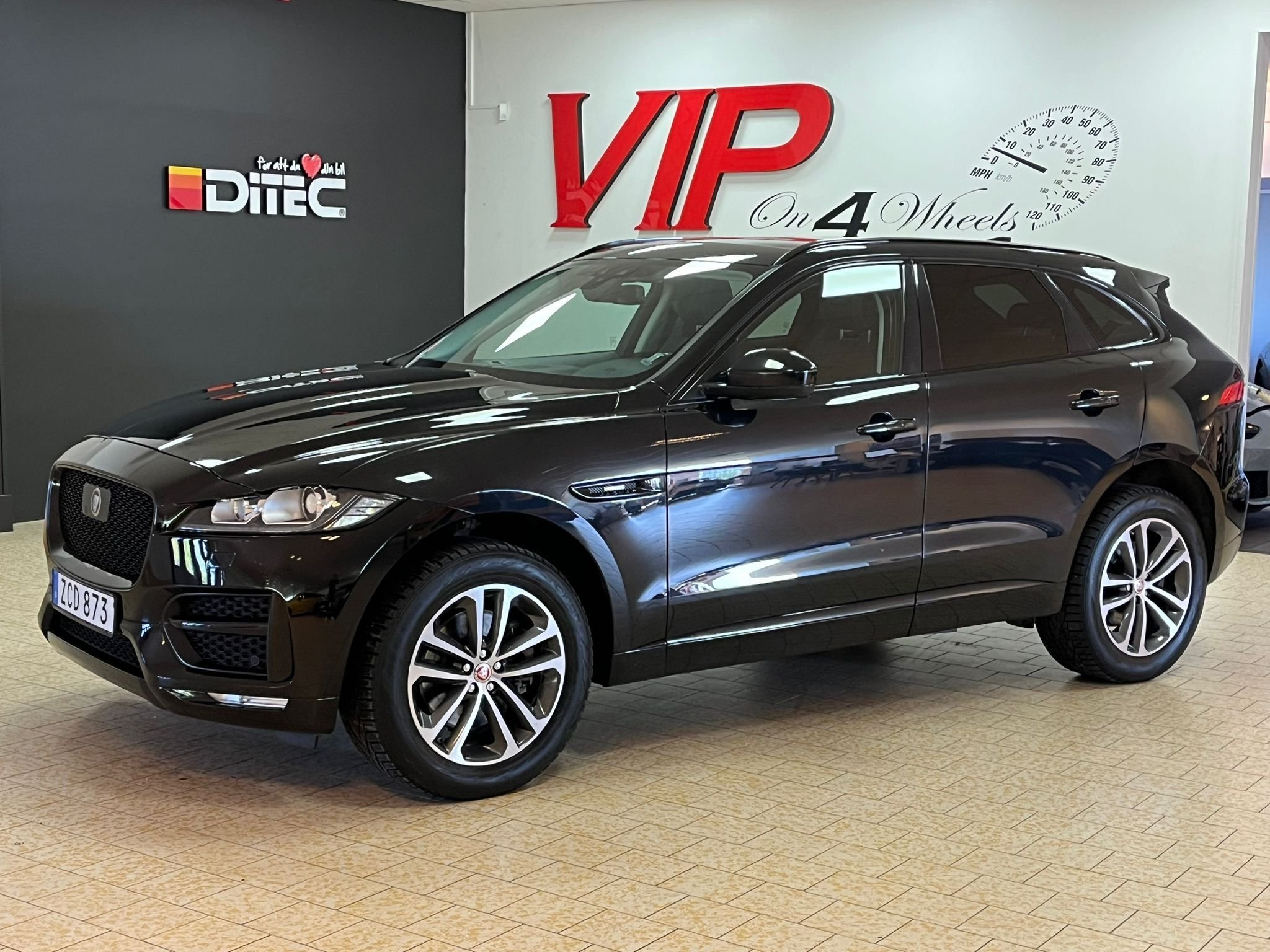 Jaguar F-Pace 30d AWD Automatisk, 8-trinn, 300hk, 2018