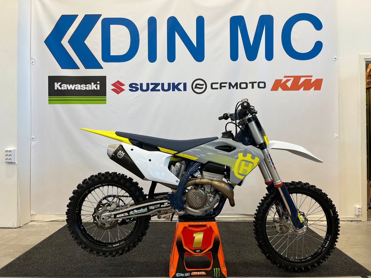 Husqvarna FC 350 "Ny plast, 3...