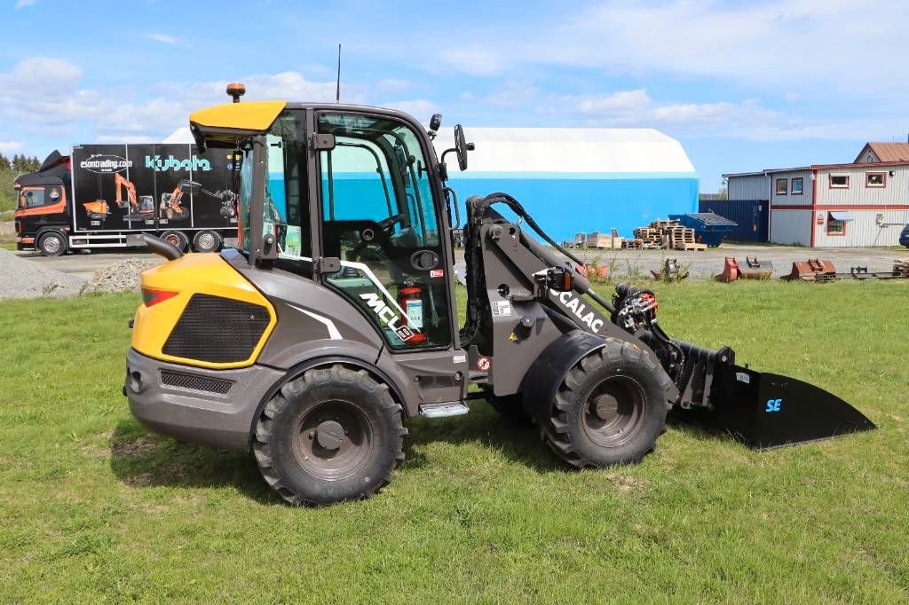 Mecalac MCL8