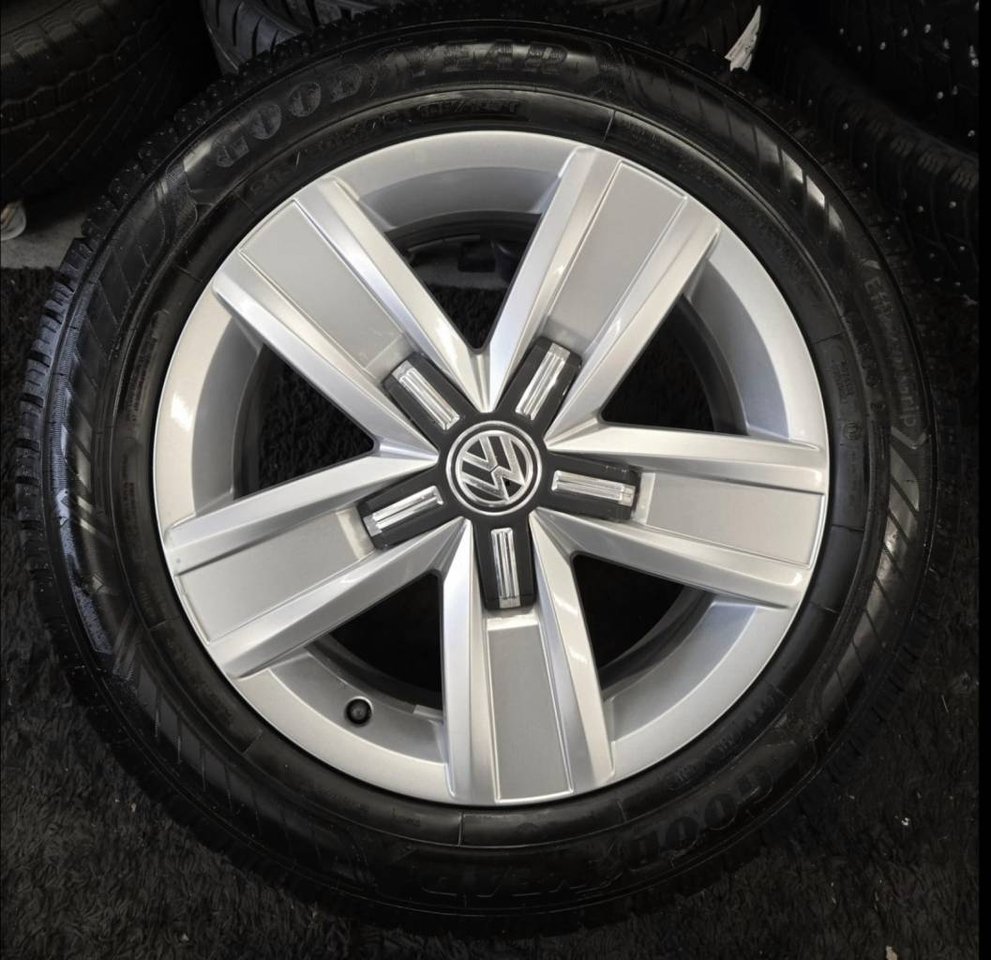 Volkswagen Transporter 17 tum...