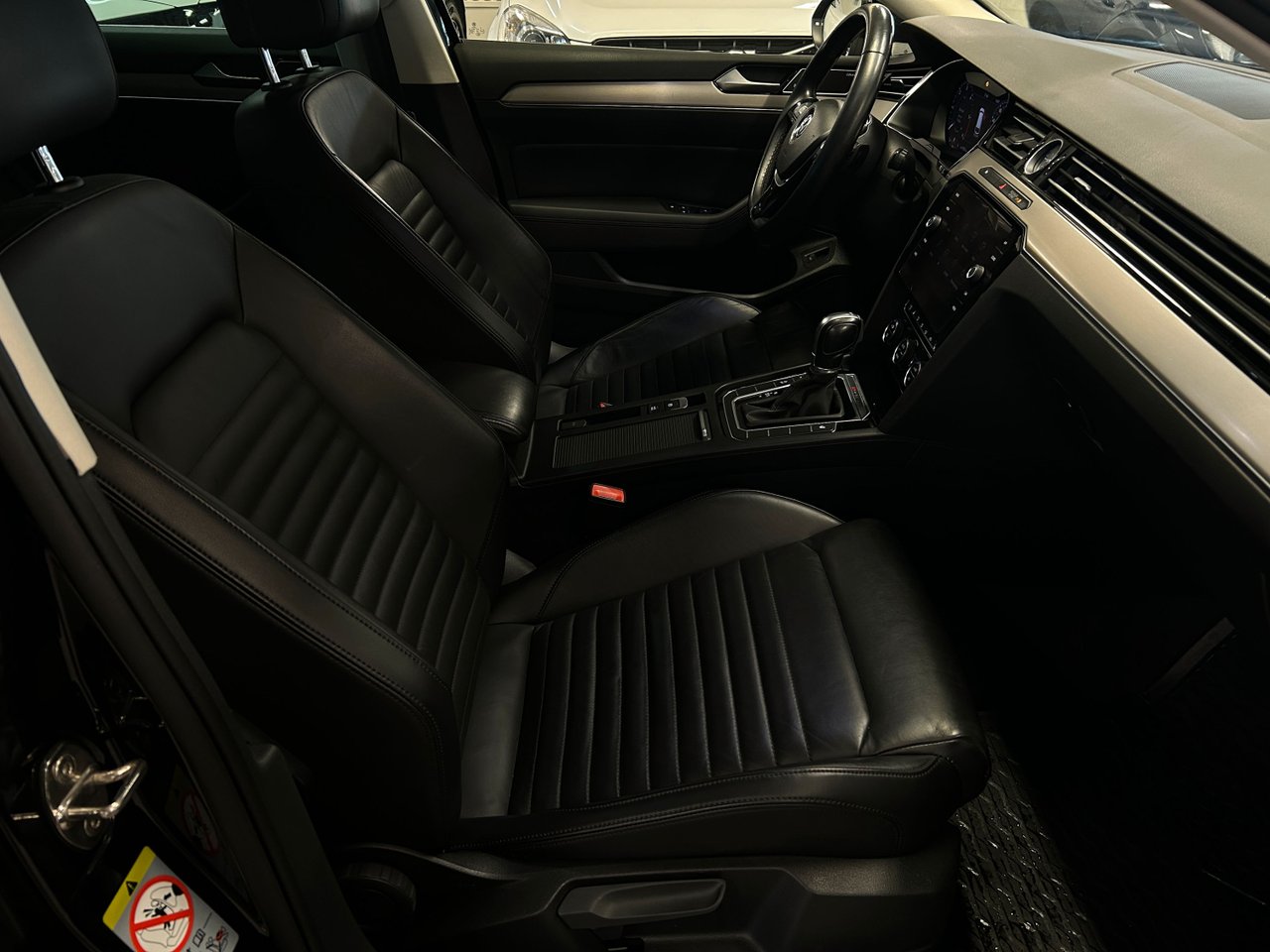 Volkswagen Passat Variant 2.0 TDI DPF SCR 4Motion DSG Sequential, 190hp, 2019