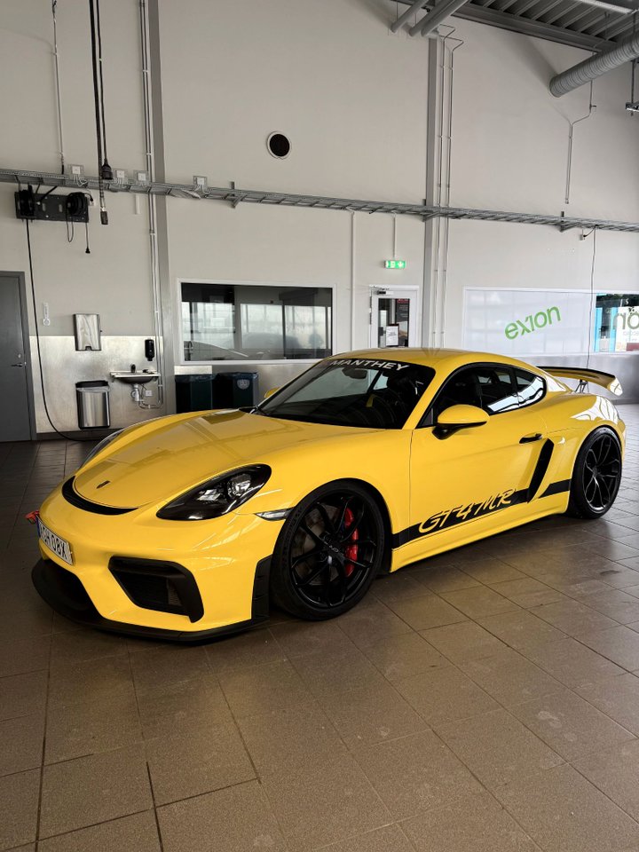 Porsche Cayman 718 GT4 Manthey