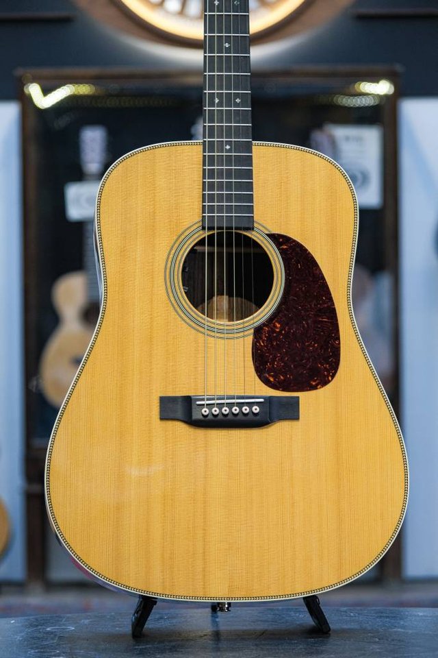 2020 Martin HD-28 natural