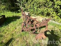 Plog 2 skärig