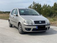 Fiat Punto Nybesiktad