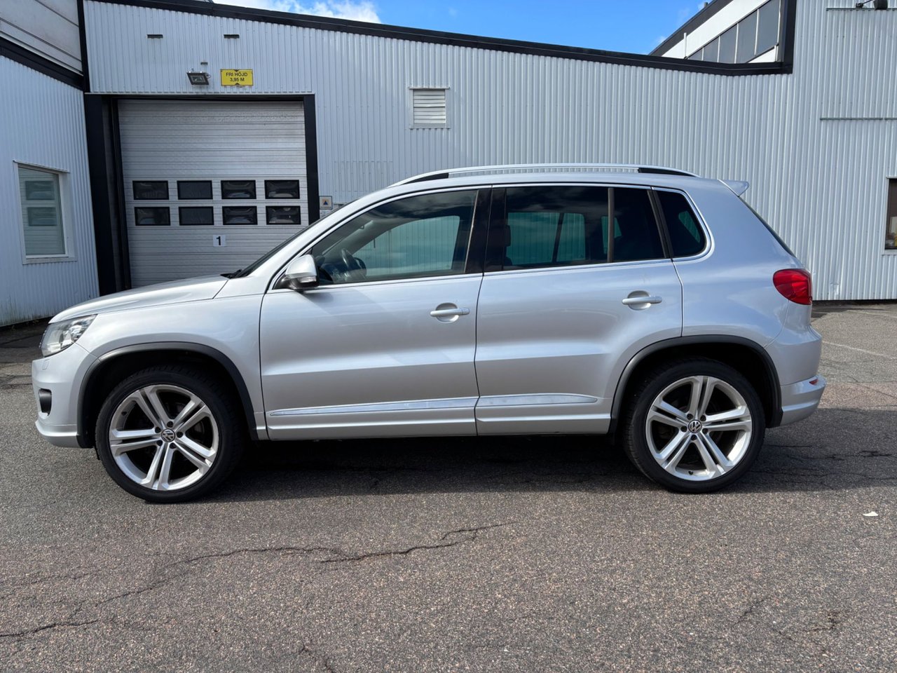 Volkswagen Tiguan VI KÖPER TI...