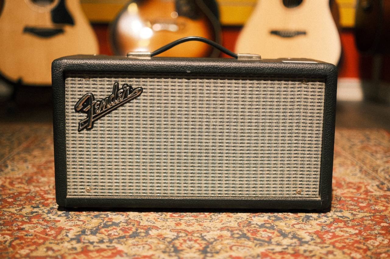 Beg. Fender Reverb - Musikbör...
