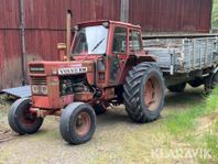 Traktor Volvo BM 650 Turbo med tippkärra