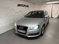 Audi A3  2.0 TDI 140hk EN BRUKARE Attraction Comfort