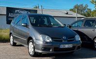 Nissan Almera Tino