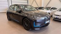 BMW iX xDrive50 524HK Comfort Dragkrok 1-Ägare Nyskick