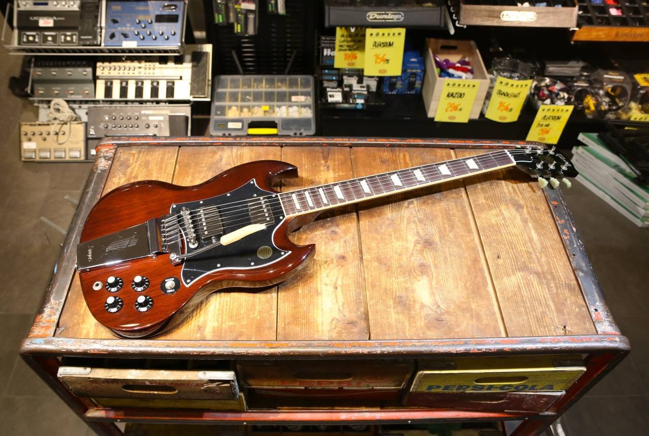 Begagnad Gibson SG Angus Youn...