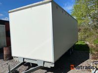 Bo-/Personalvagn Alko – Vinteranpassad & Flyttbar