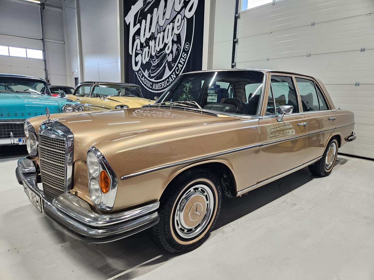 Mercedes-Benz W108/W109 280 S...