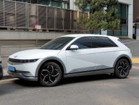 Hyundai IONIQ 5 77.4 kWh Advanced / Svart läder / 360 kamera