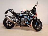 BMW M1000R
