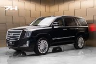 Cadillac Escalade V8 4WD / Sv.Såld / Massage / BOSE / HuD