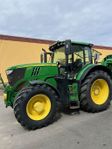 John Deere 6215R TRAKTOR