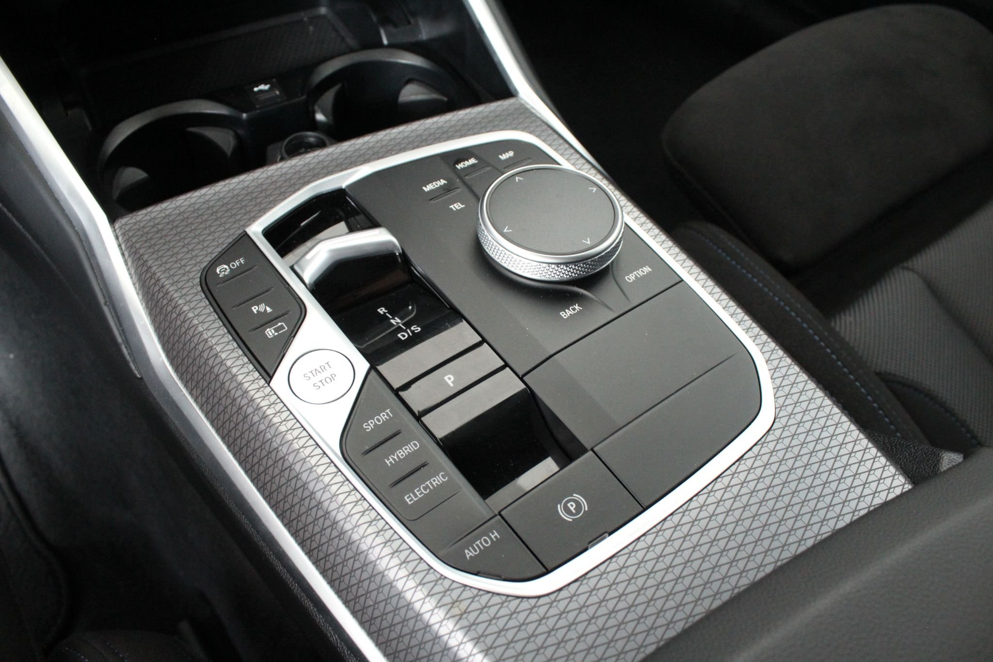 BMW 330e Touring Steptronic, 292hk, 2025