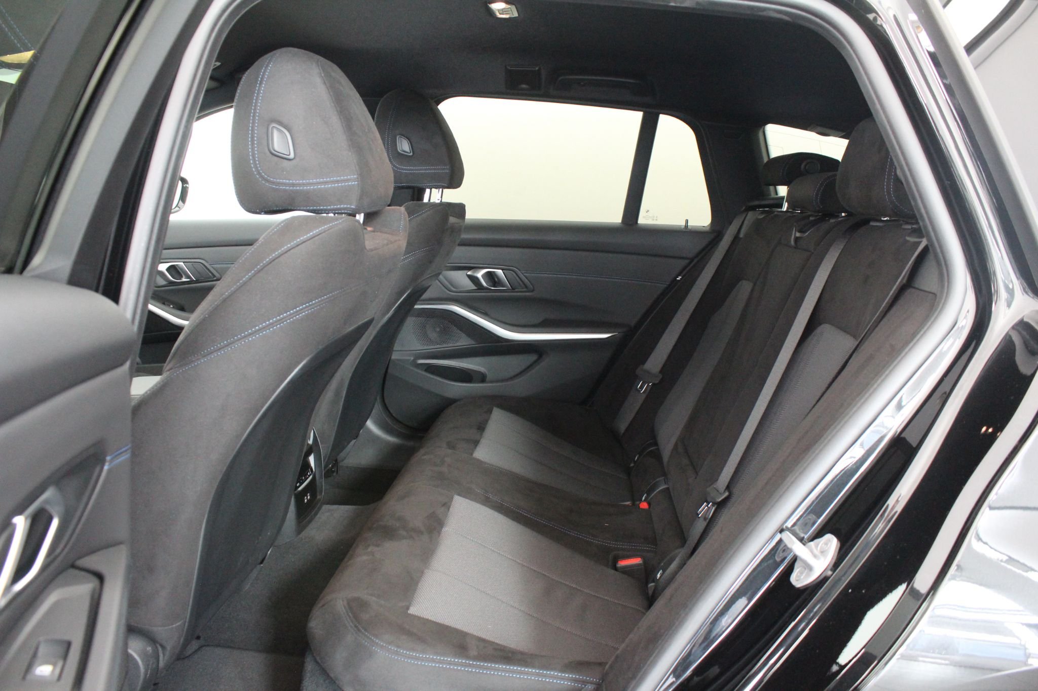 BMW 330e Touring Steptronic, 292hk, 2025