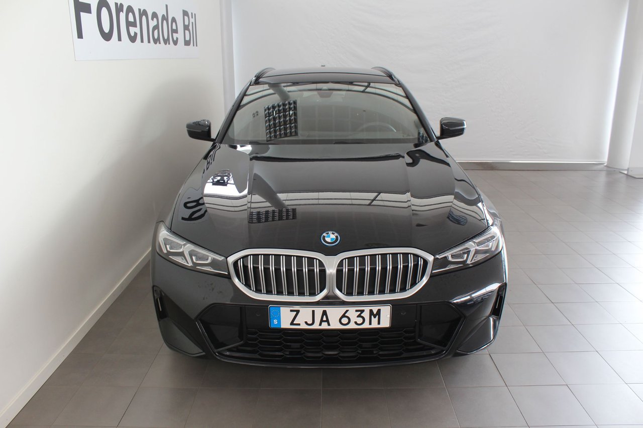 BMW 330e Touring Steptronic, 292hk, 2025