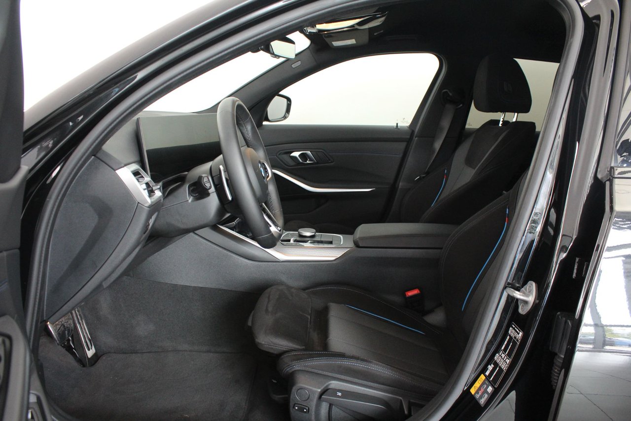 BMW 330e Touring Steptronic, 292hk, 2025