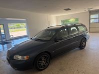 Volvo V70 2.5T Momentum drag ny bes ny ser 210hk