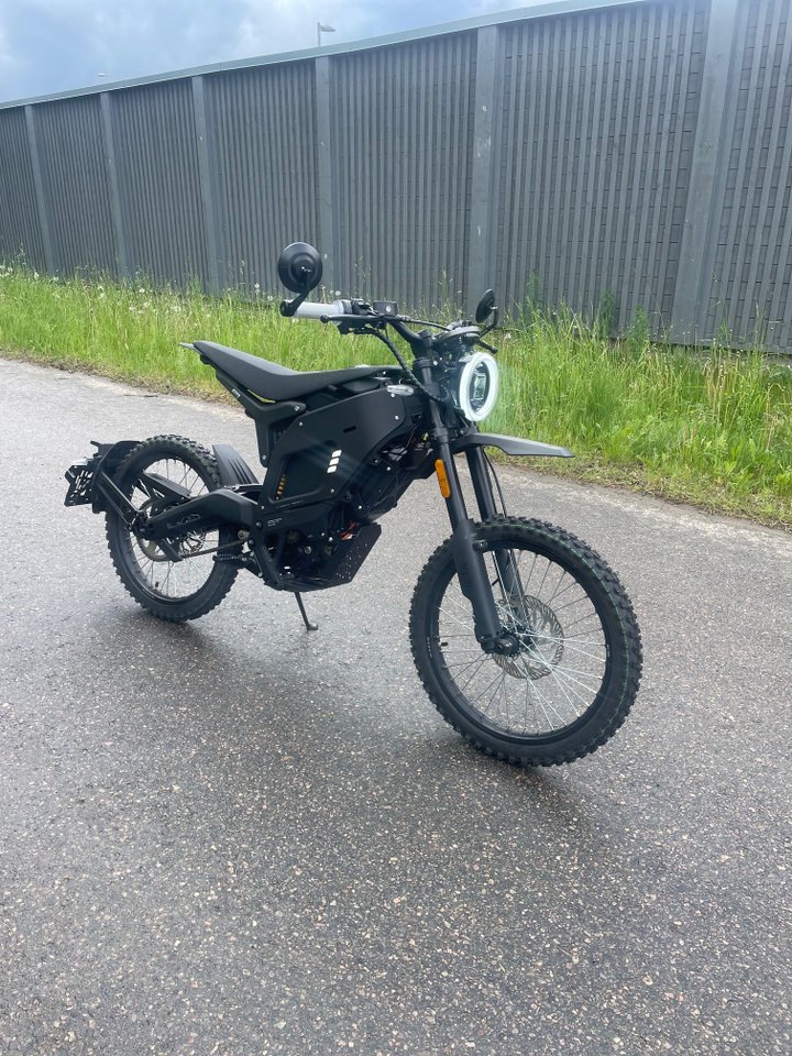 NIU XQI3 Street "FINNS I BUTI...
