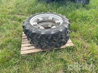 Framhjul traktor 9.5R 28 BIBX & Komplett hjulpaket