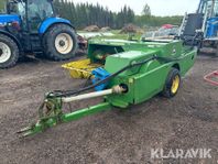 Småbalspress John Deere 342 & Strängläggare SIP Star 330