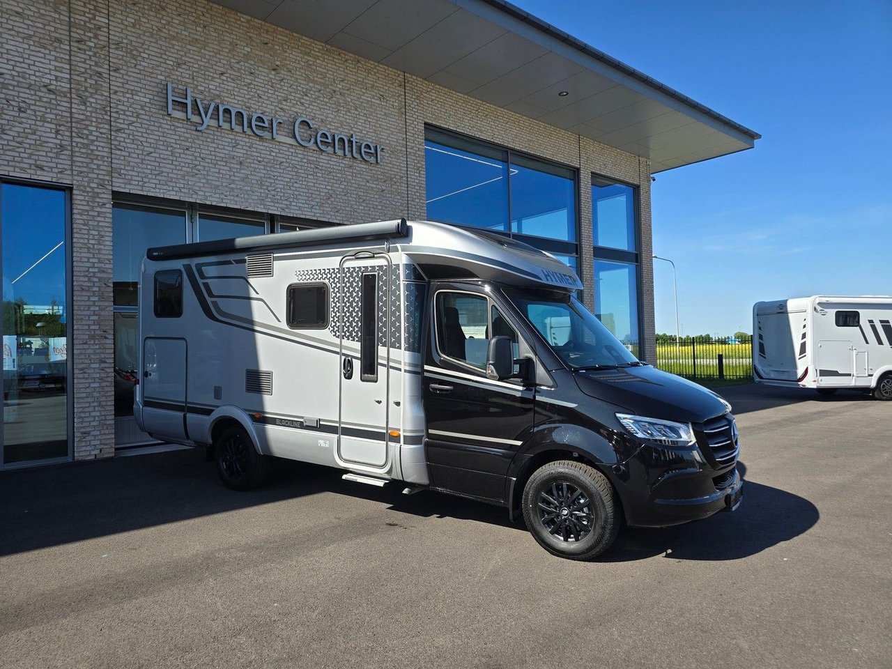 Hymer B-MC T 580 Blackline