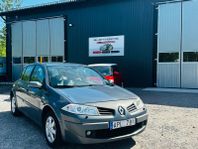 Renault Mégane 5-dörrar 1.6 Kamrembytt Nybesiktigad