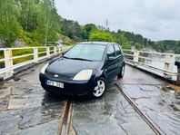 Ford Fiesta  1.3 Euro 4  423kr/månad 0kr i insats