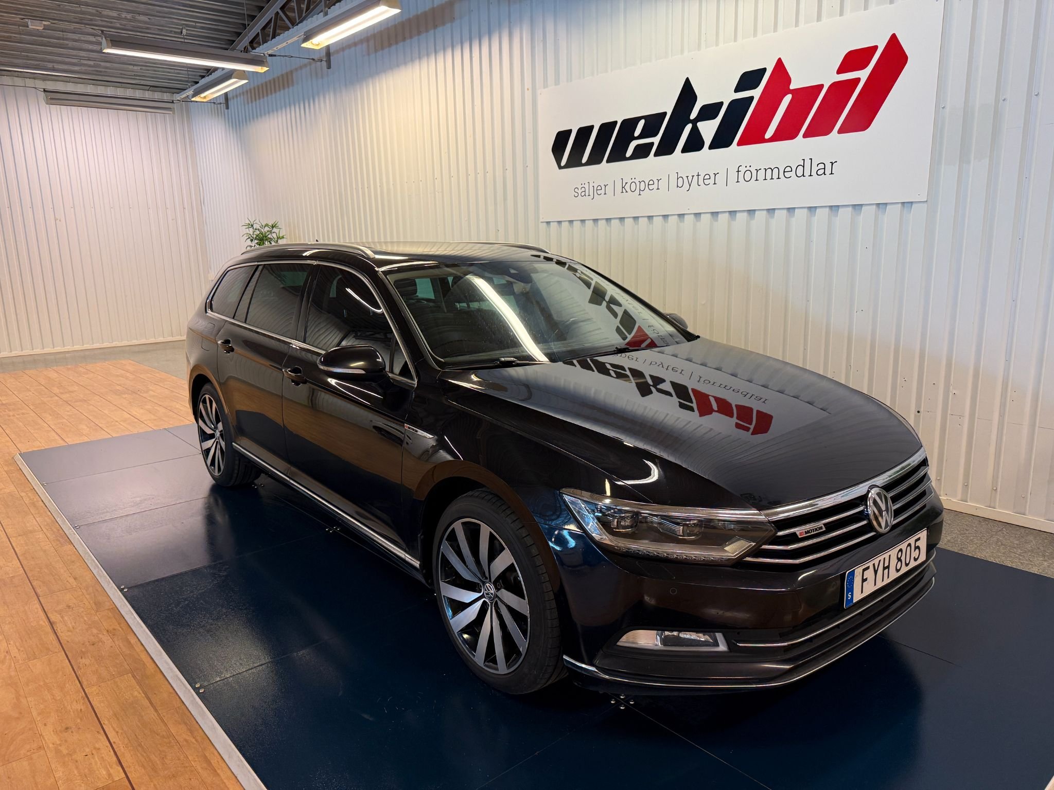 Volkswagen Passat Sportscombi 2.0 TDI DPF SCR BMT 4Motion DSG Sekventiell, 190hk, 2015