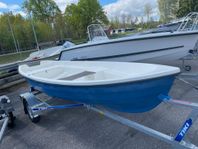 Roddbåt 4,50 M med självläns