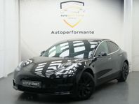 Tesla Model 3 Long Range AWD Panorama Moms 440hk