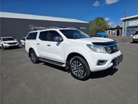 Nissan Navara Dubbelhytt 2.3 dCi 4WD TEKNA Webasto Kåpa *189