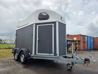 Cheval Gold First -18 alu-golv sadelkammare med garanti!