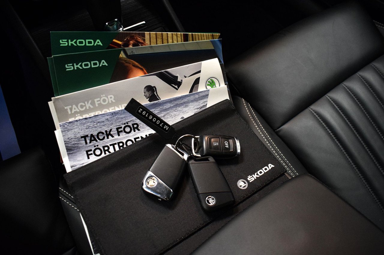 Škoda Superb Kombi 2.0 TDI 4x4 DSG Sekventiell, 190hk, 2021