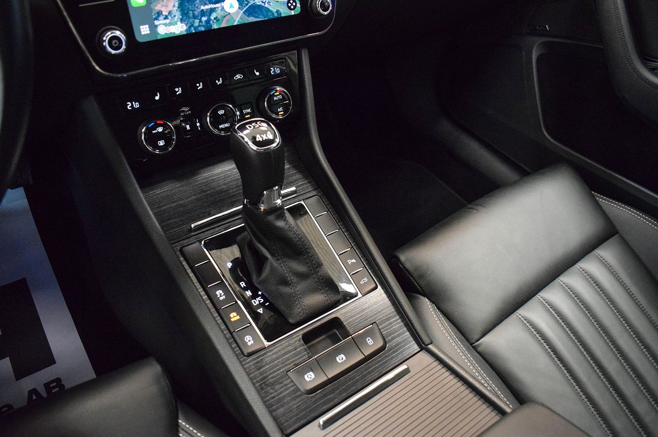 Škoda Superb Kombi 2.0 TDI 4x4 DSG Sekventiell, 190hk, 2021