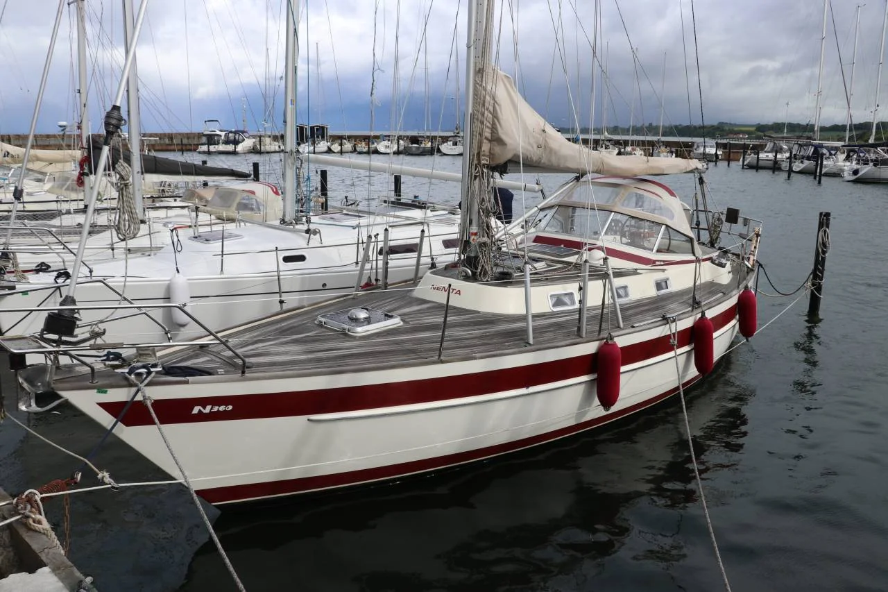 Segelbåt Najad 360 image