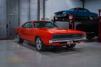 Dodge Charger 1968 - Modern 6.1L HEMI