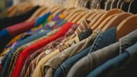 Fullt utrustad butikslokal med festklädesuthyrning – central